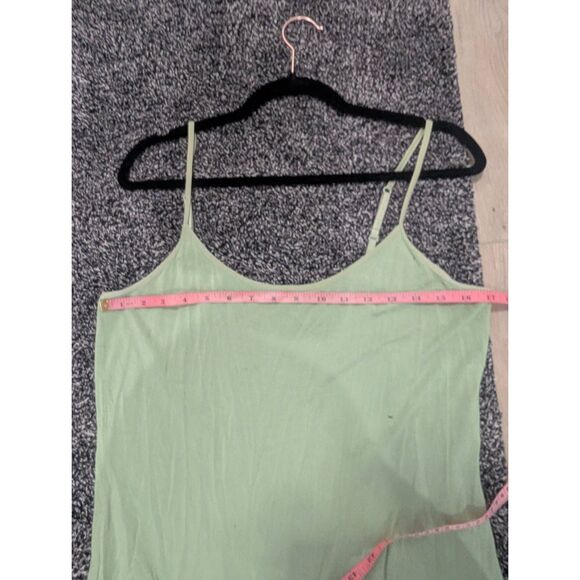 🌈5/25 Trio of Cami / Layering Tanks! - Picture 14 of 15